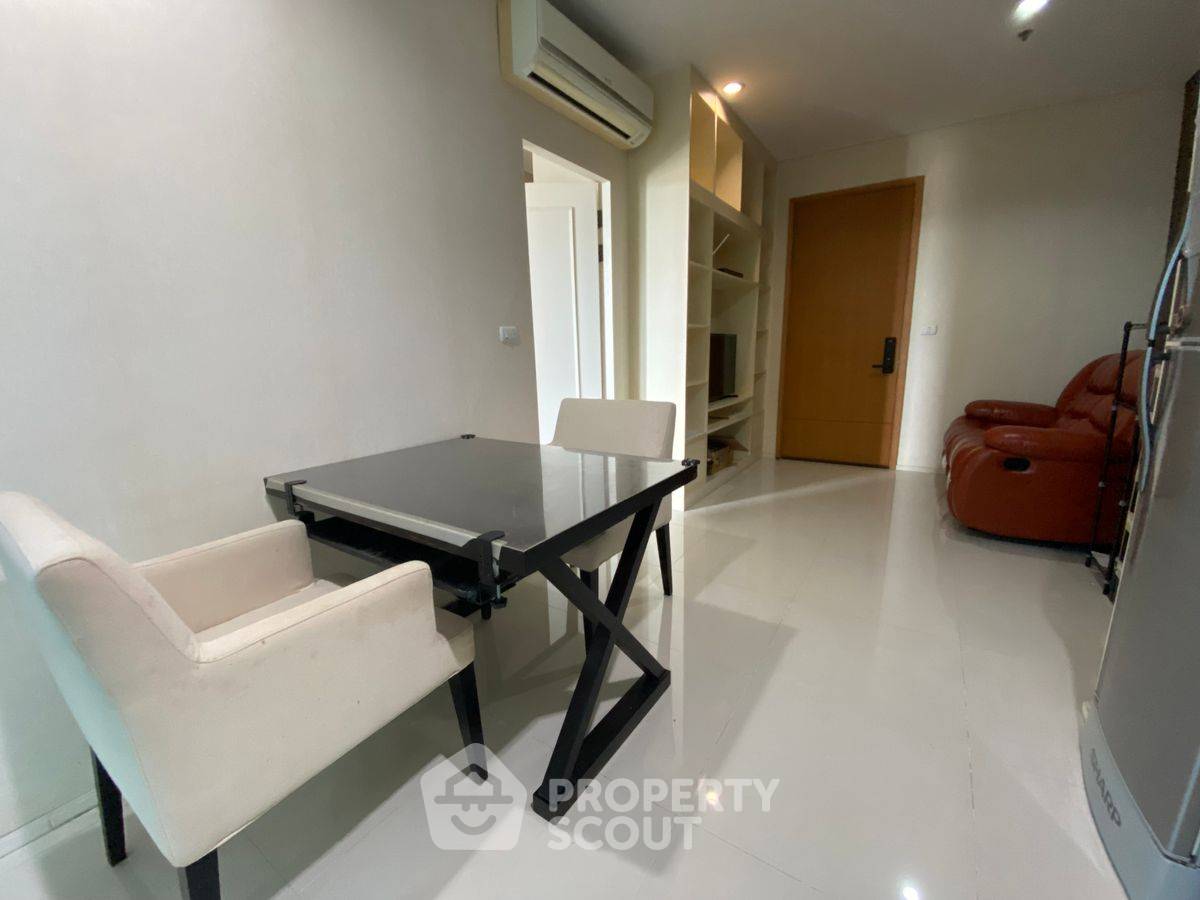 รูป คอนโด 1-ห้องนอน ที่ วิลล่า อโศก ใกล้ MRT เพชรบุรี (ID 2156138) - รูปที่ 1/11