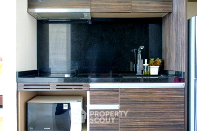 ขายคอนโด : คอนโด 1-ห้องนอน ที่ รีเฟล็คชั่น จอมเทียน บีช พัทยา ใกล้ เมืองพัทยา (ID 2136862)