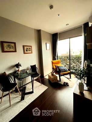 คอนโด BTS ทองหล่อ : คอนโด 1-ห้องนอน ที่ ซี เอกมัย ใกล้ ARL รามคำแหง (ID 750054)