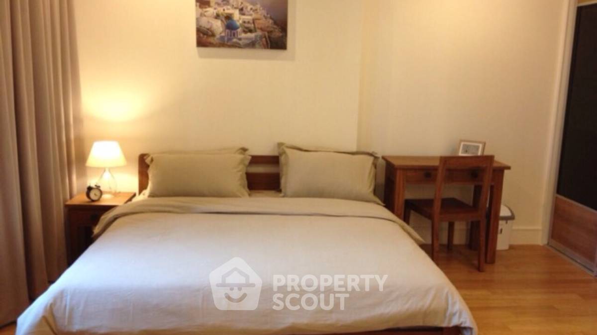 picture 2-BR Condo at Aguston Sukhumvit 22 near MRT Queen Sirikit National Convention Centre (ID 510457) - 2/11