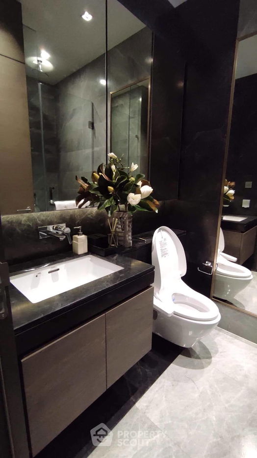 picture 1-BR Condo at 28 Chidlom near BTS Chit Lom (ID 2083493) - 5/12