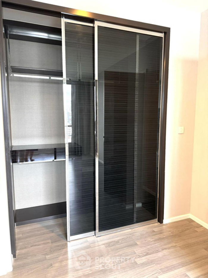 picture 2-BR Condo at The Room Sathorn - St. Louis near BTS Surasak (ID 1904155) - 9/10