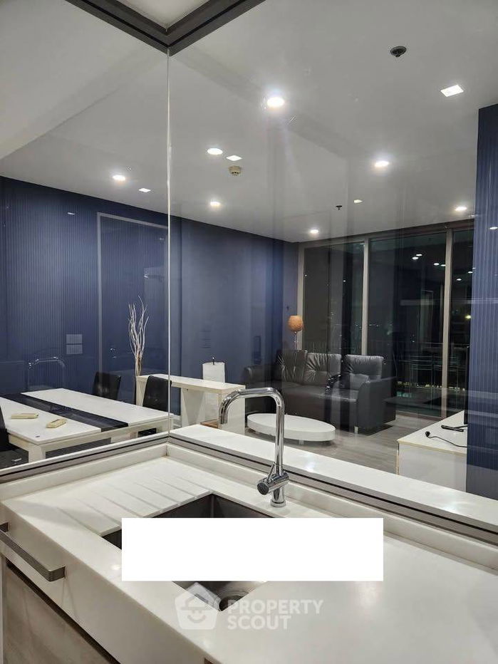 picture 2-BR Condo at The Room Bts Wongwianyai near BTS Wongwian Yai (ID 2189885) - 1/10
