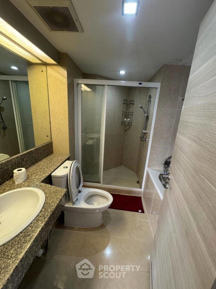picture 2-BR Condo at River Heaven Chareonkrung in Bang Kho Laem (ID 1497433) - 14/15
