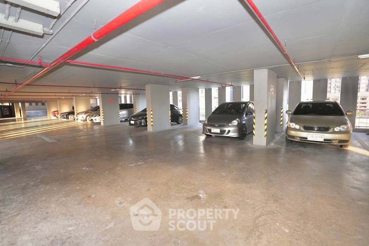 picture 2-BR Condo at The Mark Ratchada-Airport Link near ARL Makkasan (ID 2025825) - 8/45