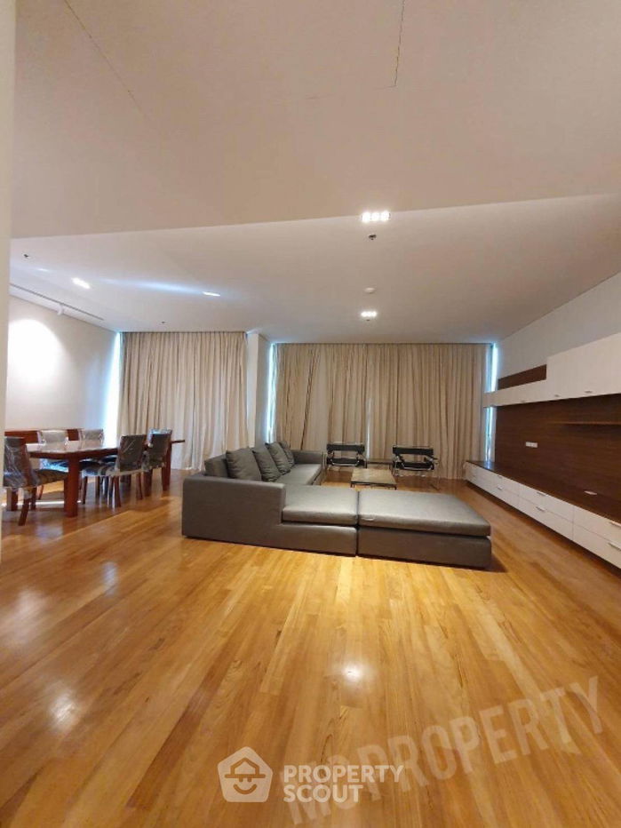 รูป คอนโด 3-ห้องนอน ที่ โดมัส คอนโดมิเนียม ใกล้ BTS อโศก (ID 1814665) - รูปที่ 3/17