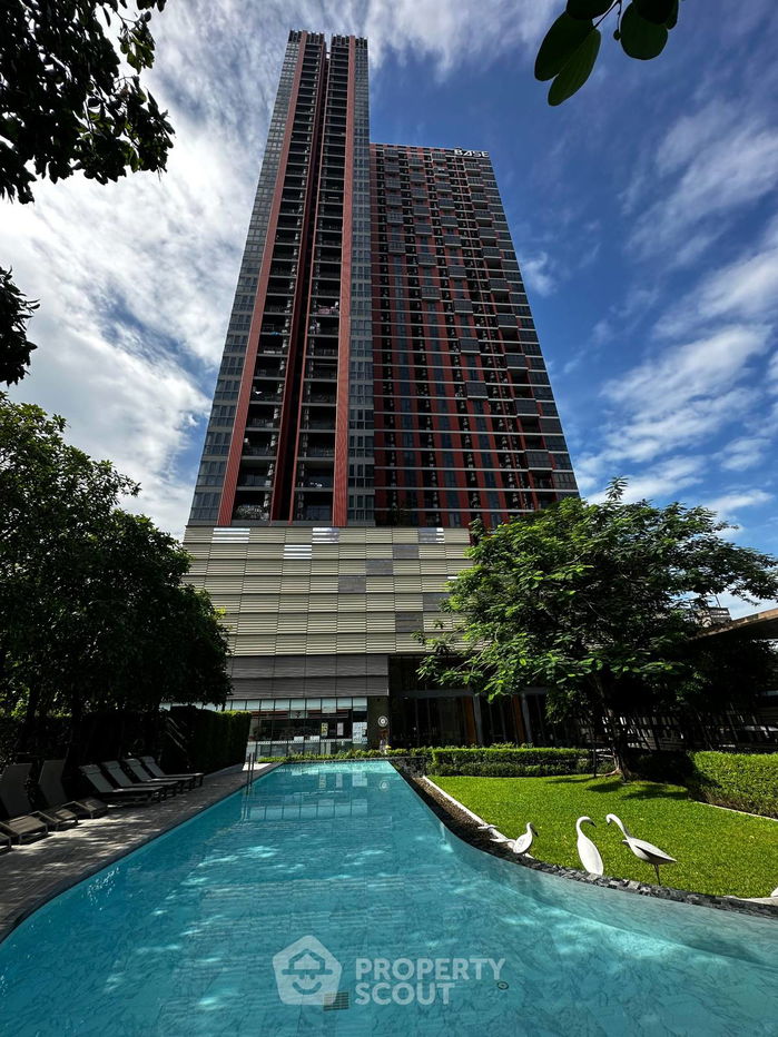 picture 1-BR Condo at The Base Garden Rama 9 near ARL Ramkhamhaeng (ID 1363101) - 2/6