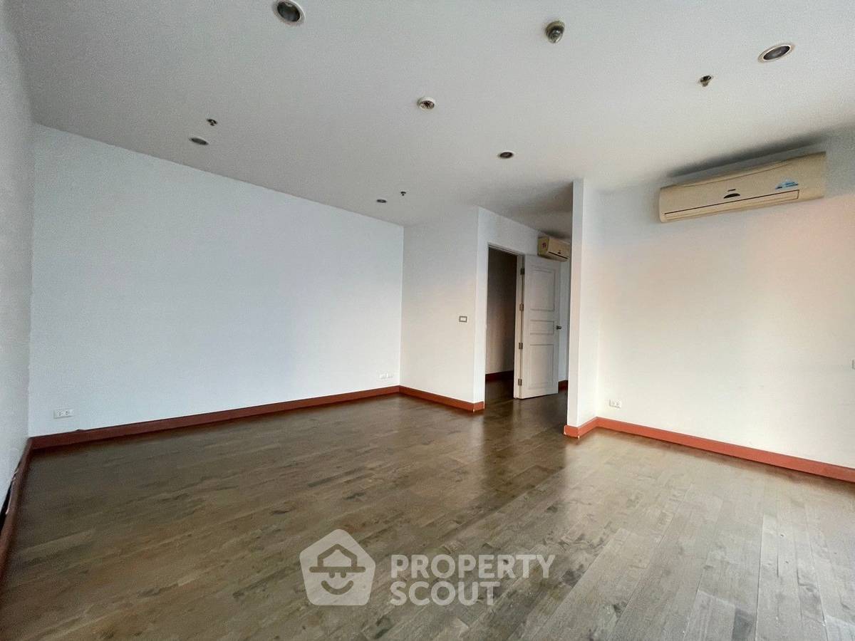 picture 3-BR Condo at The Master Centrium Asoke-Sukhumvit near MRT Sukhumvit (ID 2003330) - 8/9