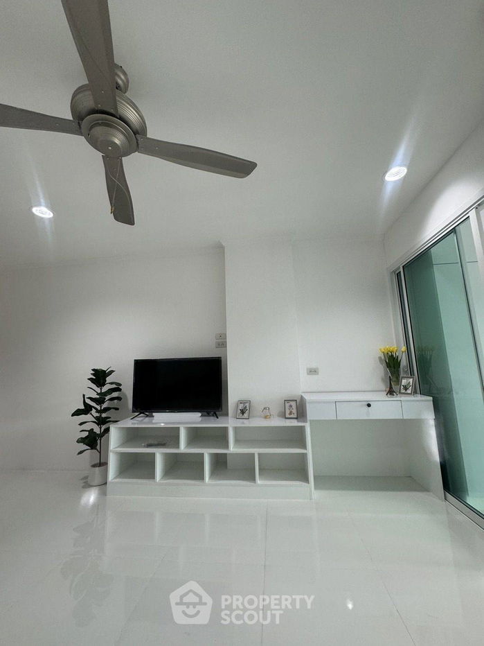 รูป คอนโด 1-ห้องนอน ที่ บ้านกลางหัวหิน คอนโดมิเนียม ใกล้ ตลาดโต้รุ่งหัวหิน (ID 2163043) - รูปที่ 10/11