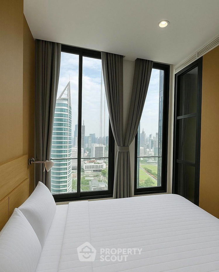 picture 1-BR Condo at Noble Ploenchit near BTS Phloen Chit (ID 2096915) - 2/10