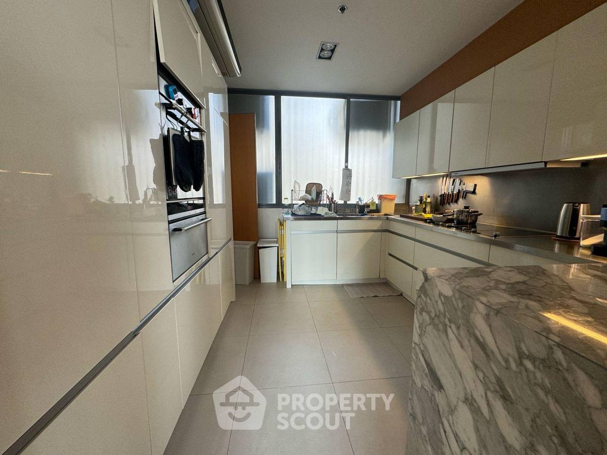 รูป คอนโด 2-ห้องนอน ที่ โดมัส คอนโดมิเนียม ใกล้ BTS อโศก (ID 2137821) - รูปที่ 6/12