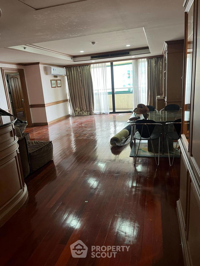 picture 2-BR Condo at Las Colinas near BTS Asok (ID 1911958) - 1/22