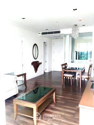 ขายคอนโด : คอนโด 2-ห้องนอน ที่ เดอะ รูม สุขุมวิท 62 ใกล้ BTS ปุณณวิถี (ID 663057)