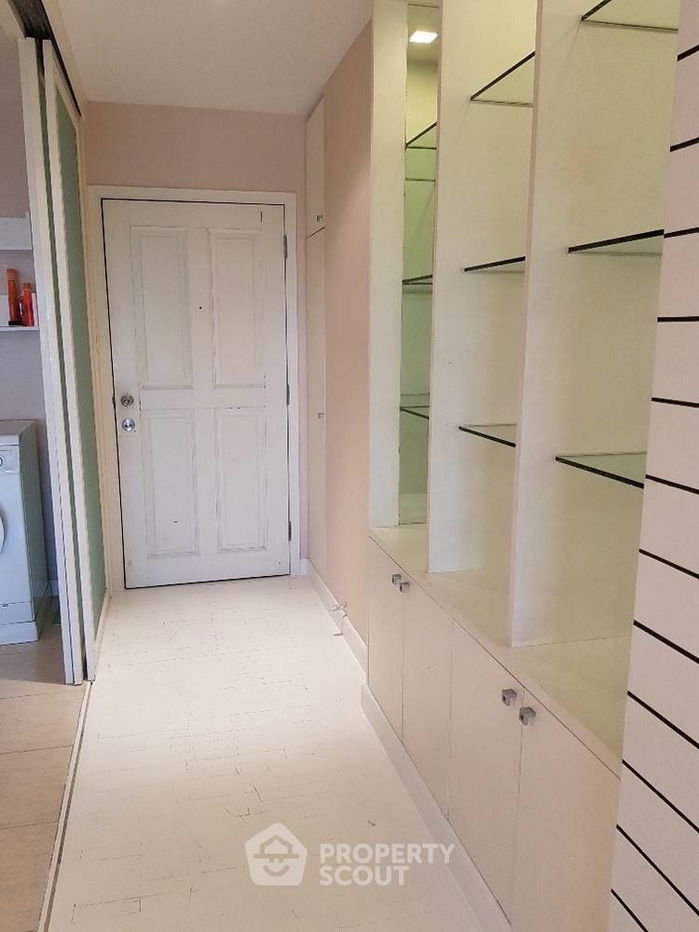 picture 1-BR Condo at Baan Ploenchit near BTS Nana (ID 382310) - 6/9