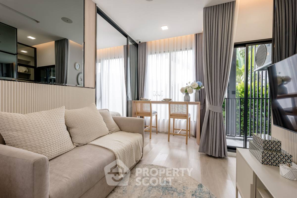 picture 1-BR Condo at Modiz Voyage Srinakarin close to Ramkhamhaeng (ID 1901115) - 1/12
