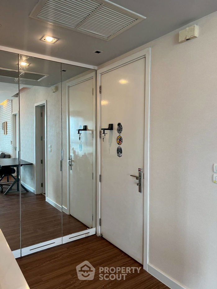 picture 2-BR Condo at The Room Sukhumvit 62 near BTS Punnawithi (ID 2180219) - 2/28