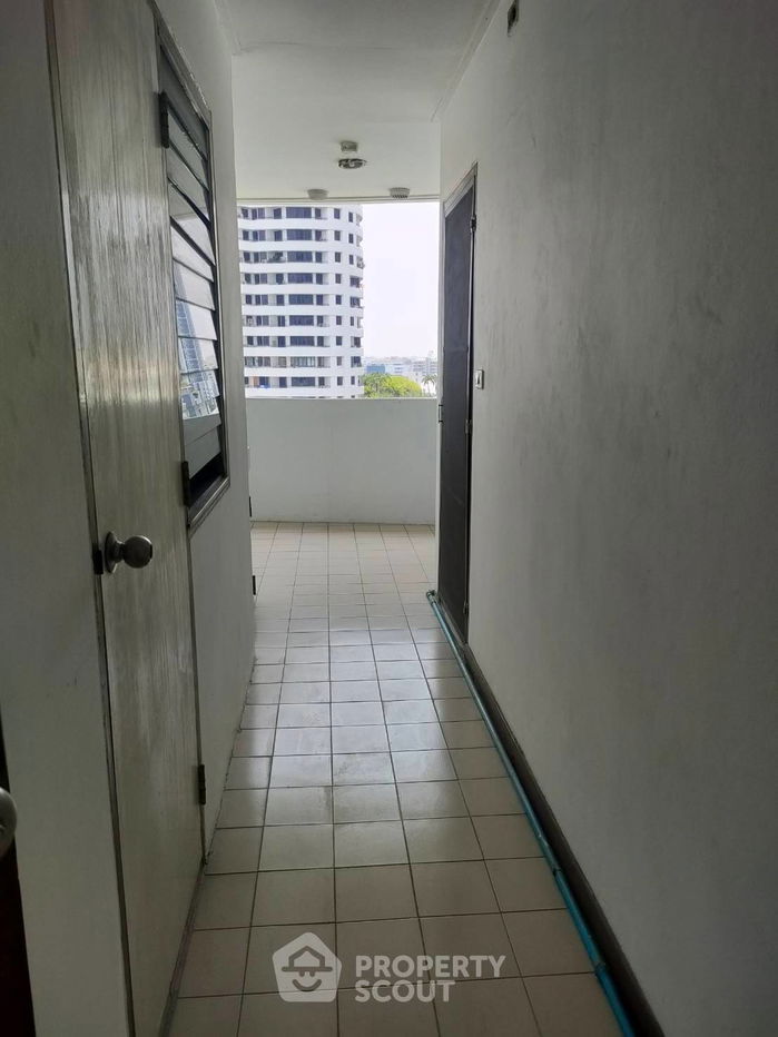 รูป คอนโด 3-ห้องนอน ที่ ฟิฟตี้ฟิฟท์ ทาวเวอร์ คอนโดมิเนียม ใกล้ BTS ทองหล่อ (ID 1517868) - รูปที่ 14/16