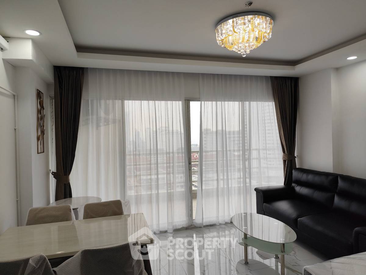 picture 1-BR Condo at View Talay 5 Condominium Jomtien close to Jomtien Beach (ID 2137179) - 10/10