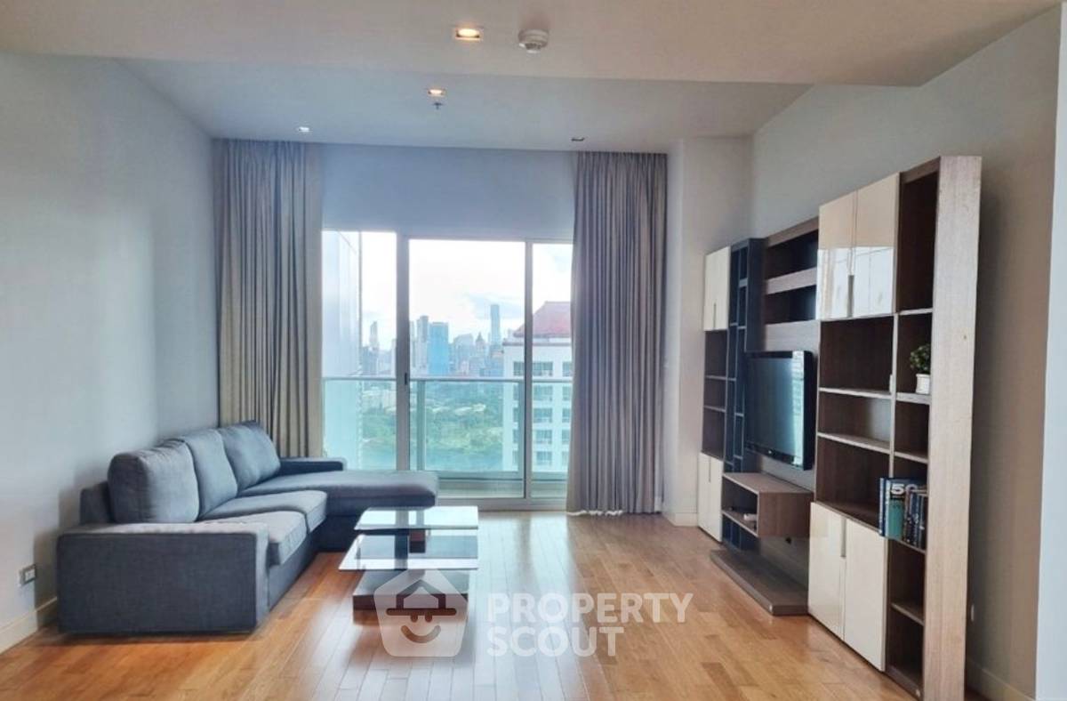 picture 2-BR Condo at Millennium Residence @ Sukhumvit Condominium near BTS Phrom Phong (ID 2030493) - 1/5