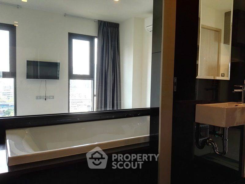 รูป คอนโด 1-ห้องนอน ที่ ริทึ่ม สุขุมวิท 36-38 ใกล้ BTS ทองหล่อ (ID 718108) - รูปที่ 5/7
