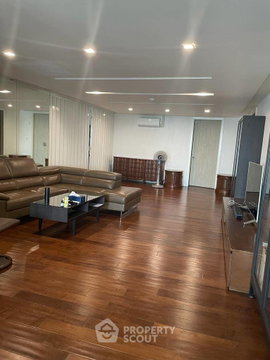 Pet-Friendly 3-BR President Park Condominium Near MRT Queen Sirikit (ID 2097695)