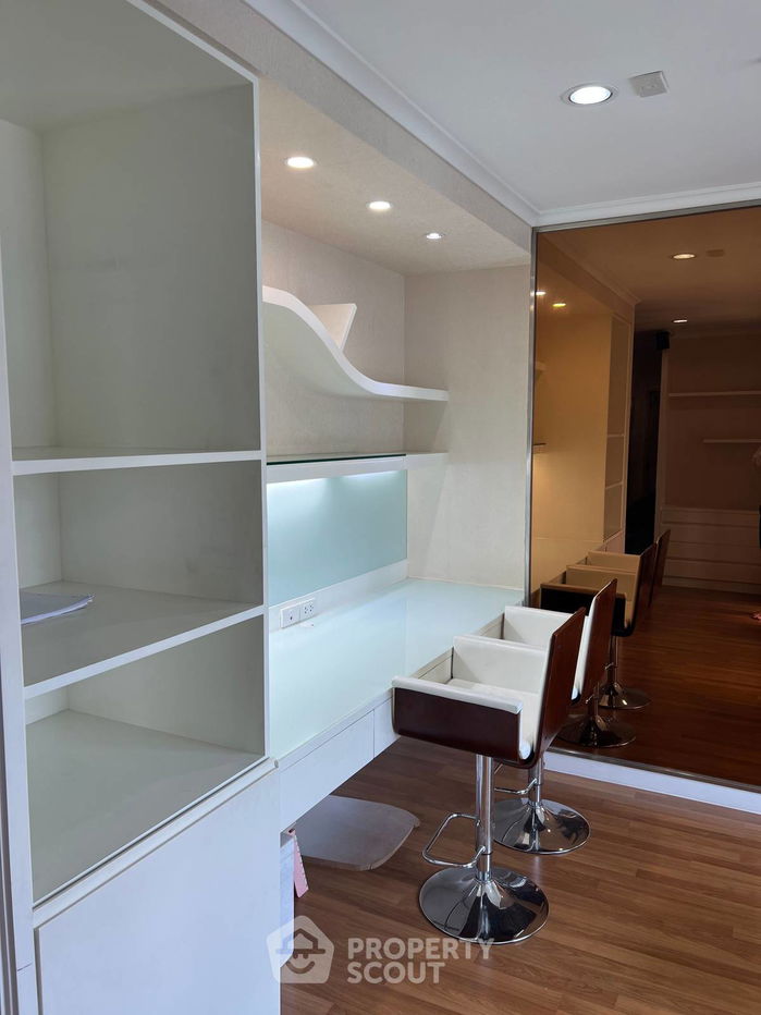 picture 1-BR Condo at Lumpini Park Riverside Rama 3 close to Phra Ram 3 (ID 1132273) - 7/17