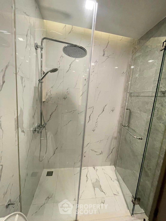 picture 2-BR Condo at Mieler Sukhumvit 40 near BTS Ekkamai (ID 2082009) - 8/9