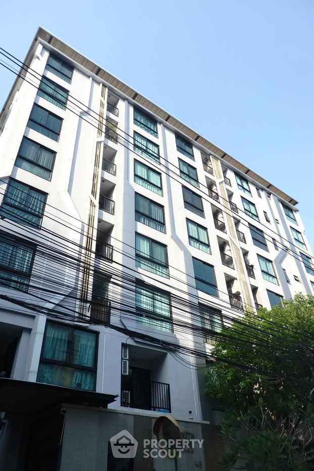picture 1-BR Condo at Zenith Place Sukhumvit 42 Condominium near BTS Ekkamai (ID 889684) - 2/6