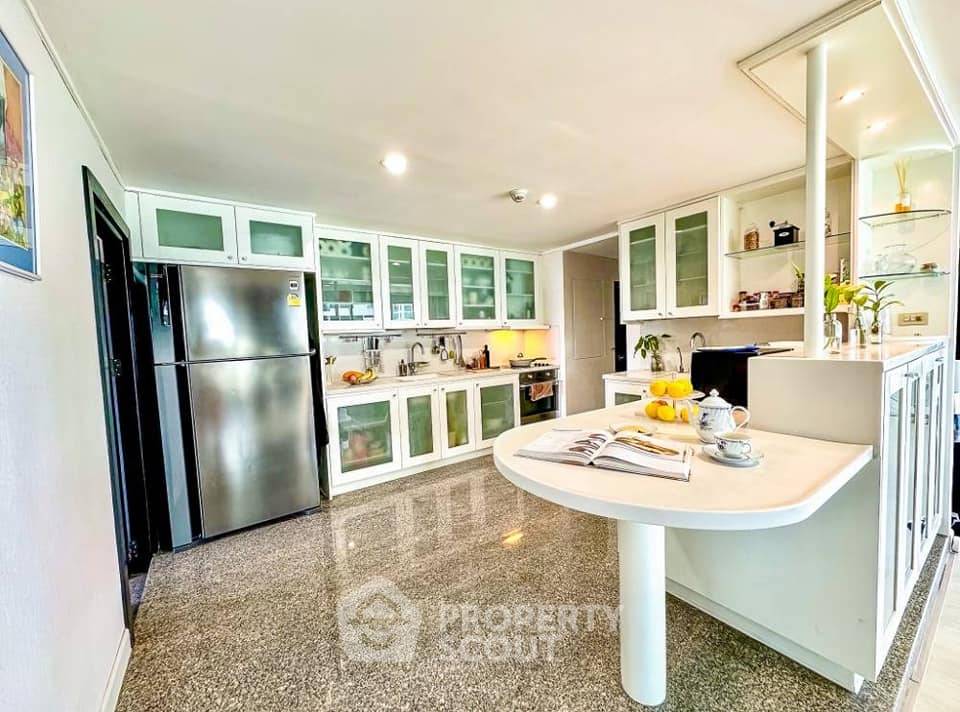 รูป เพ้นท์เฮ้าส์ 4-ห้องนอน ที่ ศุภาลัย เพลส สุขุมวิท 39 ใกล้ BTS พร้อมพงษ์ (ID 1589268) - รูปที่ 3/9
