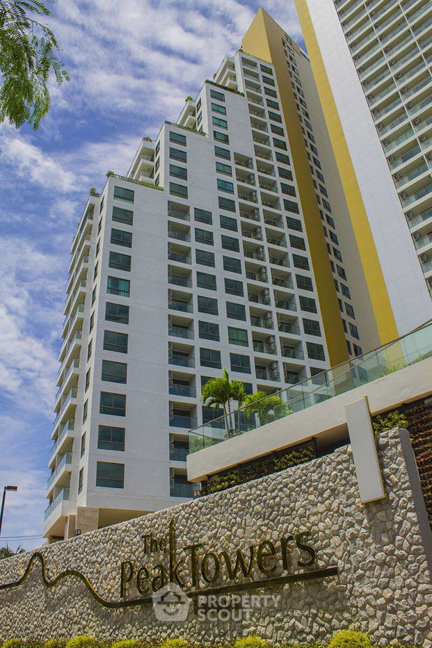 picture 1-BR Condo at The Peak Towers close to Phratamnak (ID 2136877) - 7/14
