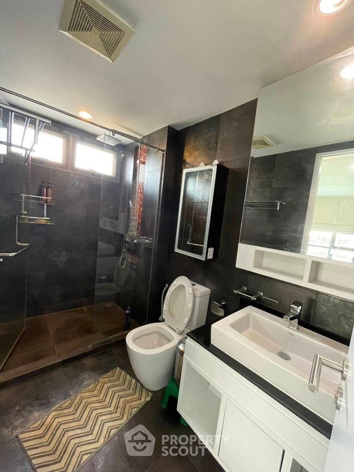 รูป คอนโด 2-ห้องนอน ที่ โว้ค สุขุมวิท 31 คอนโดมิเนียม ใกล้ MRT สุขุมวิท (ID 1947737) - รูปที่ 2/5