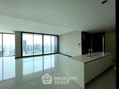 Condos for sale : 4-BR Condo at Q1 Sukhumvit near BTS Nana (ID 998545)