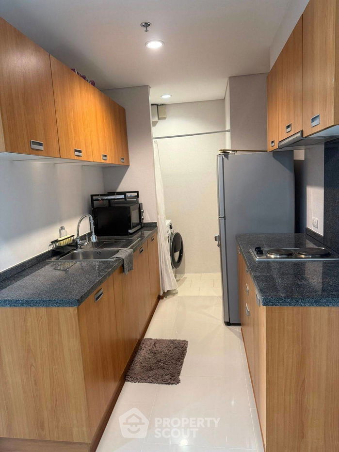 picture 1-BR Condo at Villa Sathorn near BTS Krung Thon Buri (ID 2107975) - 4/6