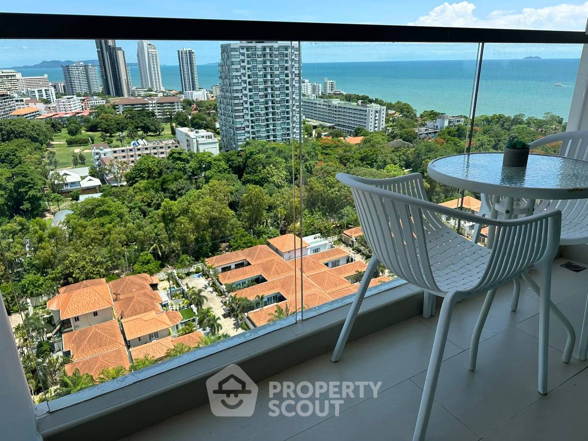 picture 1-BR Condo at The Peak Towers close to Phratamnak (ID 2180303) - 2/6