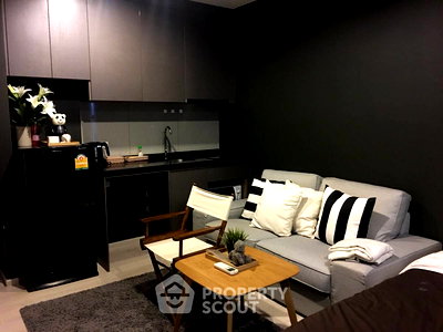 Condos for sale : 1-BR Condo at Rhythm Asoke near MRT Phra Ram 9 (ID 140483)