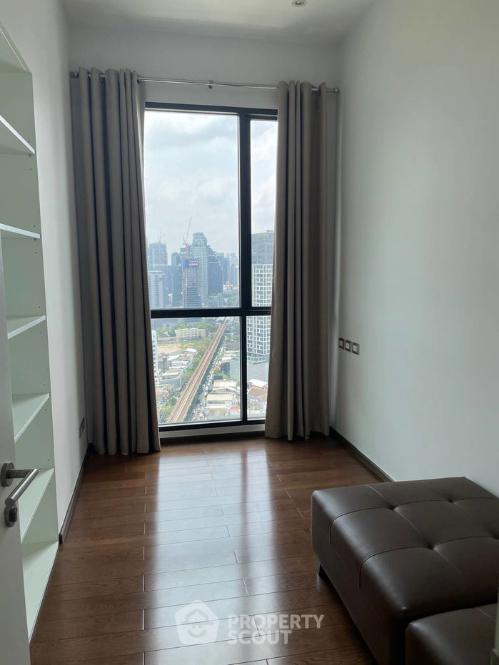 picture 3-BR Condo at The Address Sukhumvit 28 near BTS Phrom Phong (ID 2085252) - 8/17