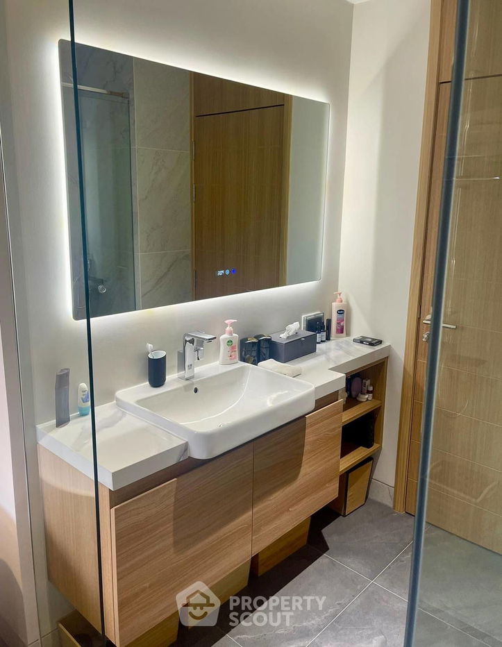 picture 2-BR Condo at The Rise Sukhumvit 39 near BTS Phrom Phong (ID 1983697) - 12/15