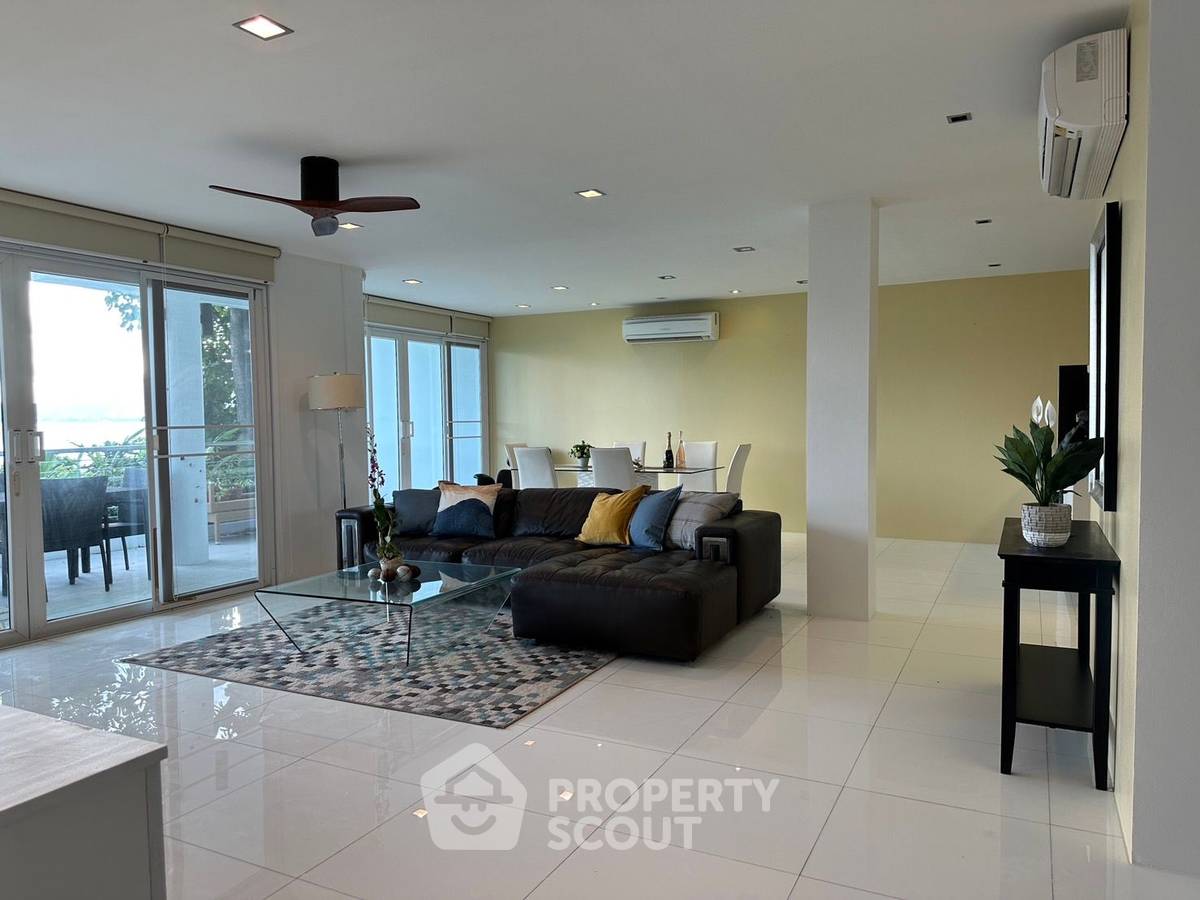 รูป ดูเพล็กซ์ 3-ห้องนอน ที่ วอเตอร์ไซด์ ใกล้ เคปพันวา (ID 1236978) - รูปที่ 3/8