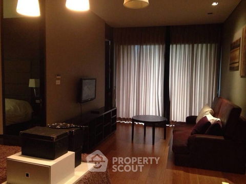 1-BR Condo at Vincente Sukhumvit 49 Condominium near BTS Phrom Phong (ID 385180)