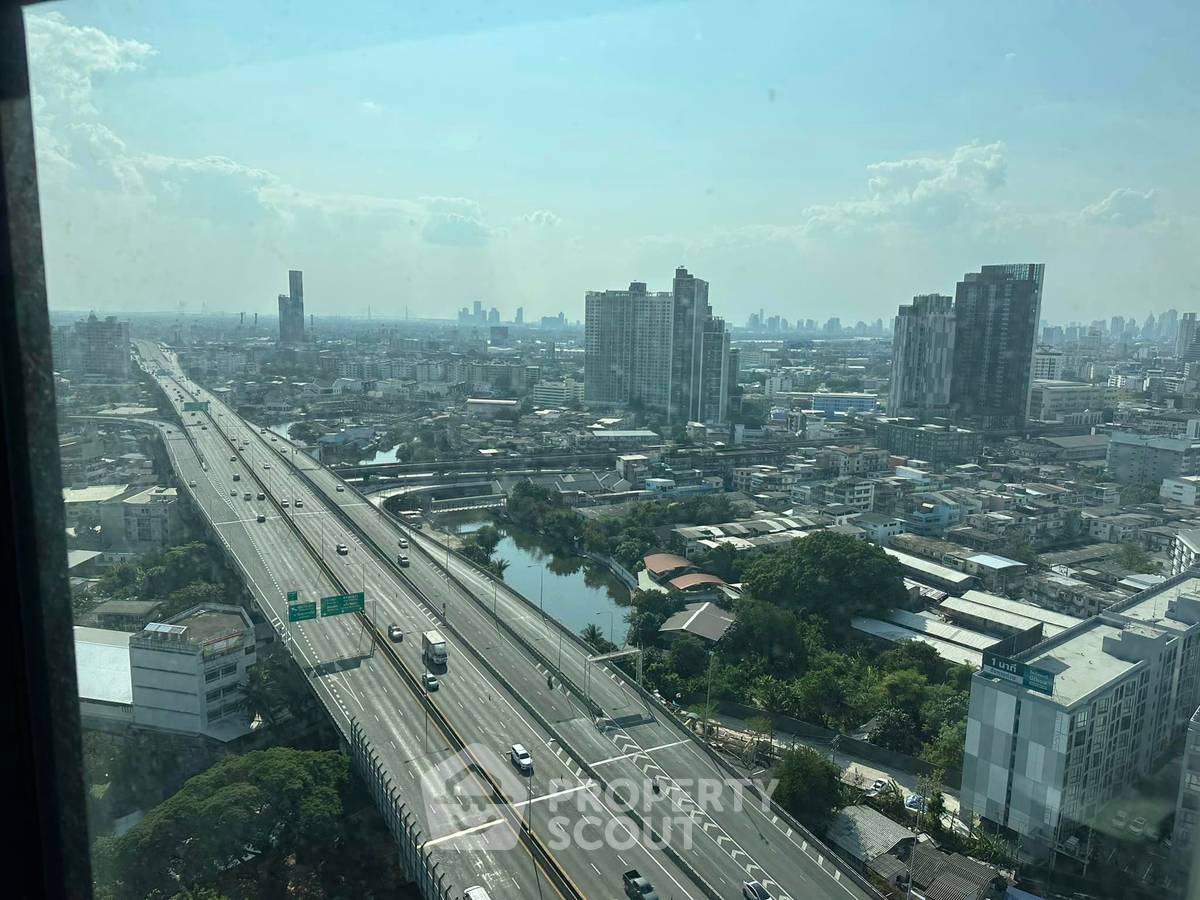 picture Studio Condo at The Base Park West Sukhumvit 77 near BTS On Nut (ID 1541141) - 8/8