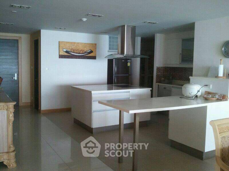 รูป คอนโด 4-ห้องนอน ที่ ลา รอยัล ใกล้ เมืองพัทยา (ID 998576) - รูปที่ 4/27