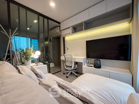 1-BR Condo at Life Asoke - Rama 9 near MRT Phra Ram 9 (ID 2041285)