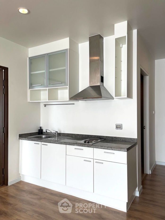picture 1-BR Condo at The Trendy Condominium near BTS Nana (ID 977118) - 6/22