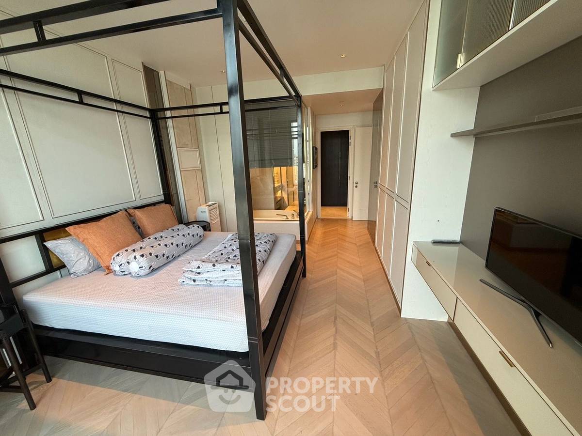 picture 3-BR Condo at Four Seasons Private Residences Bangkok near BTS Saphan Taksin (ID 1889349) - 6/24