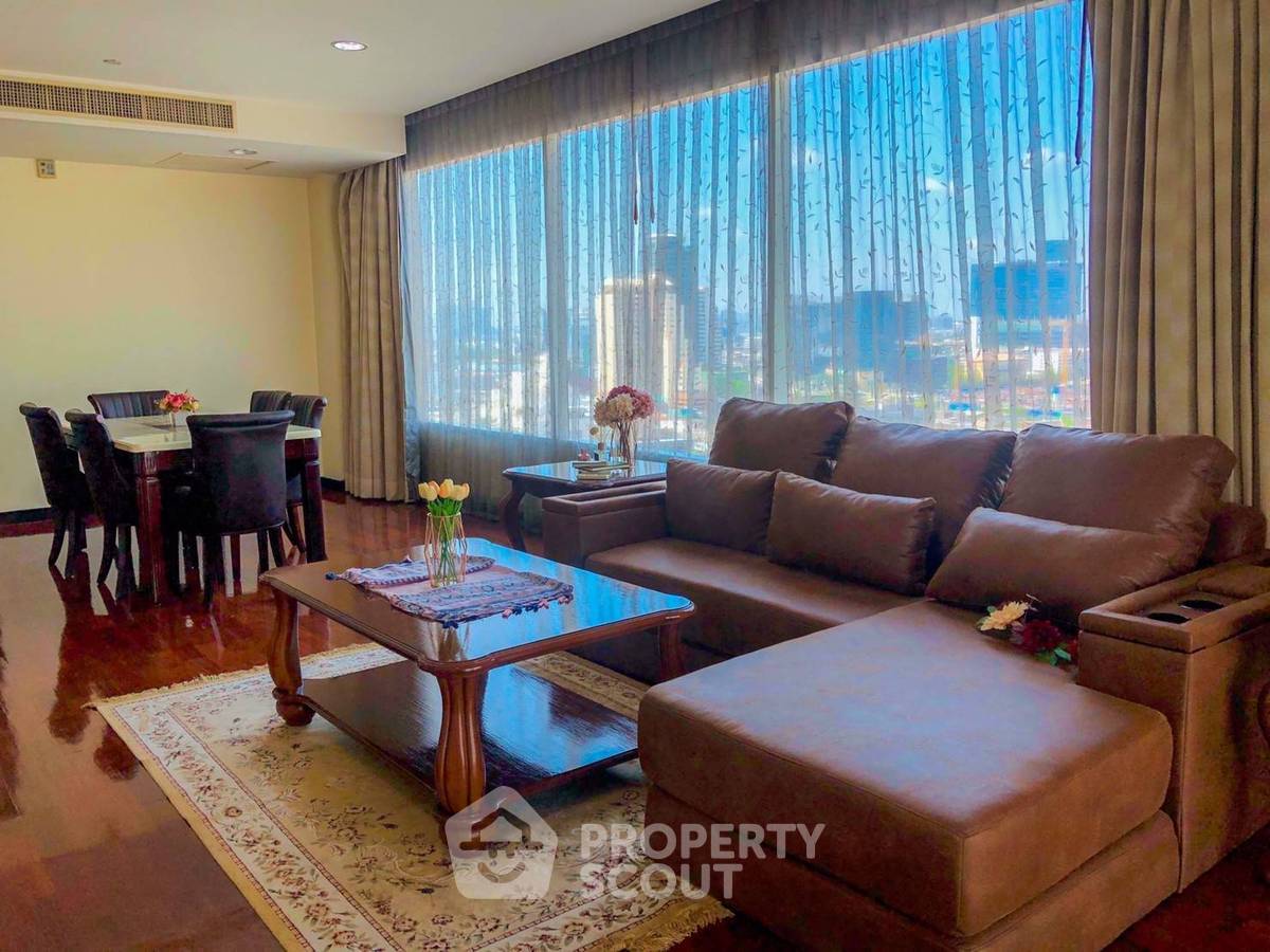 รูป คอนโด 3-ห้องนอน ที่ วิลเชอร์ คอนโดมิเนียม ใกล้ BTS พร้อมพงษ์ (ID 2079583) - รูปที่ 3/5