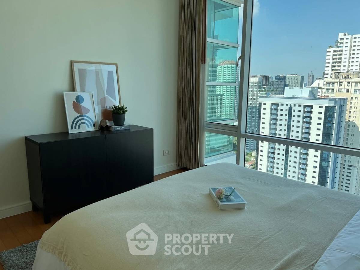 picture 2-BR Condo at Fullerton Sukhumvit near BTS Ekkamai (ID 1902501) - 9/20