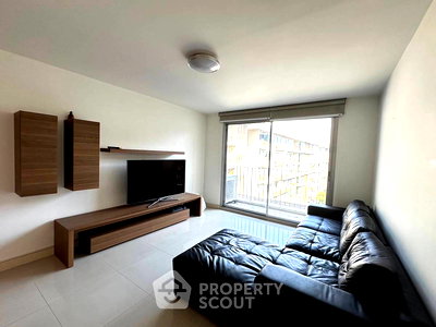 Condos for sale : 2-BR Condo at The Clover Thonglor Residence near BTS Thong Lor (ID 2057994)