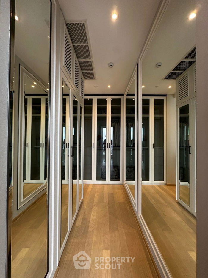 picture 3-BR Condo at ASHTON Asoke - Rama 9 near MRT Phra Ram 9 (ID 2188337) - 7/18