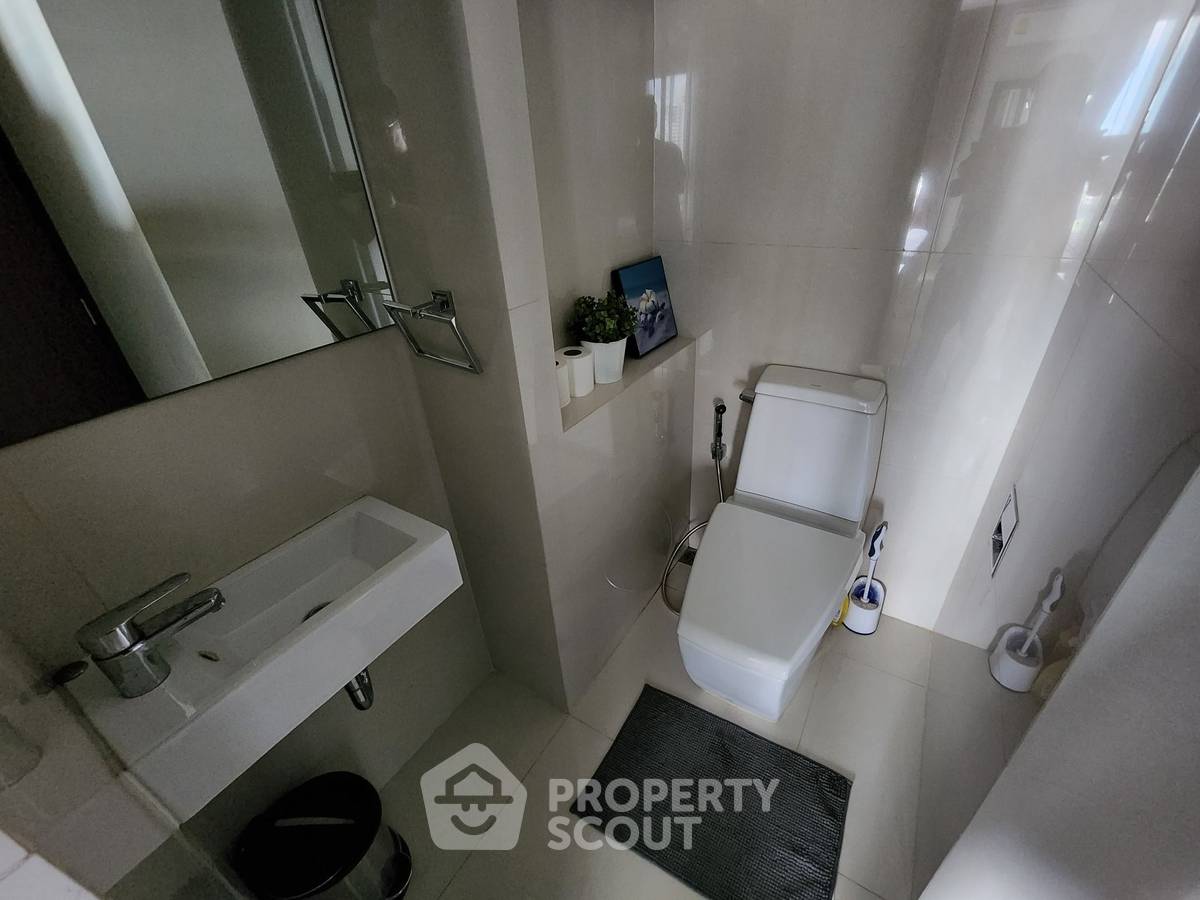 รูป คอนโด 1-ห้องนอน ที่ ริทึ่ม สุขุมวิท 44/1 ใกล้ BTS พระโขนง (ID 872963) - รูปที่ 14/17