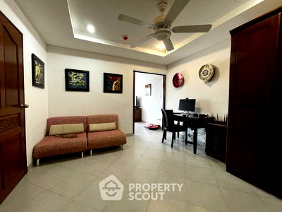 Condos for sale Makro South Pattaya : 3-BR Condo at Jomtien Beach Mountain Condominiums close to Pattaya (ID 2191298)